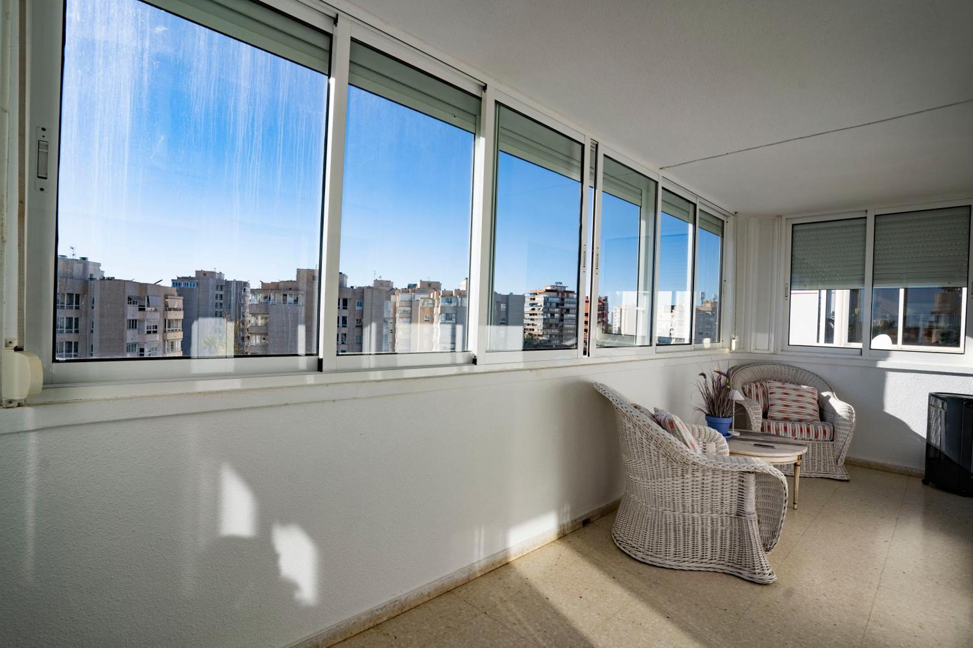 Apartamento Faro Blanco Alicante Esterno foto